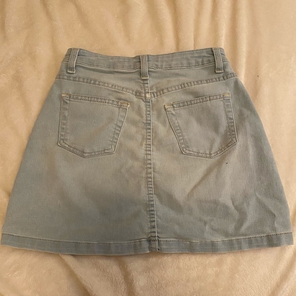 Jean button down skirt - Picture 2 of 2